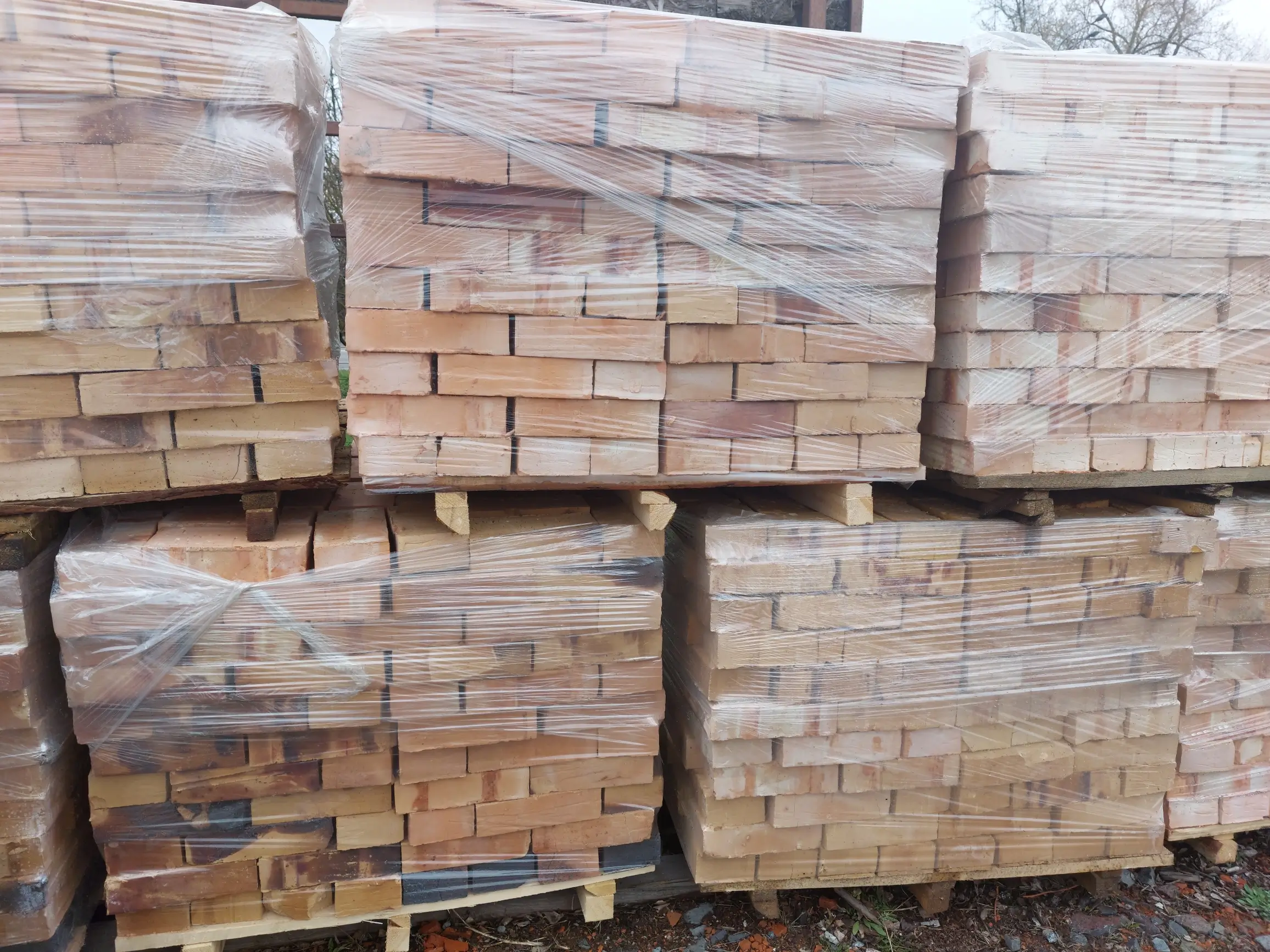 Кирпич красный рядовой М200 (350шт)